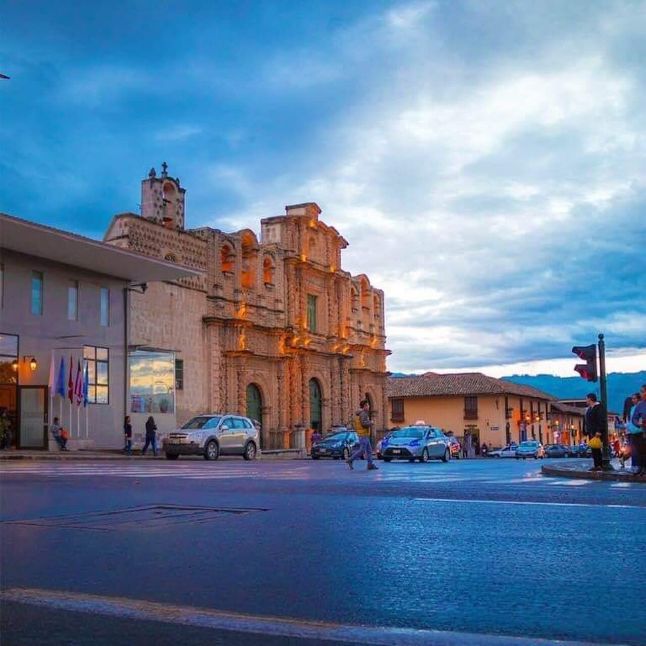Ayacucho Colonial, Pampa de la Quinua & Aguas Turquesas de Millpu — Vista destacada 2