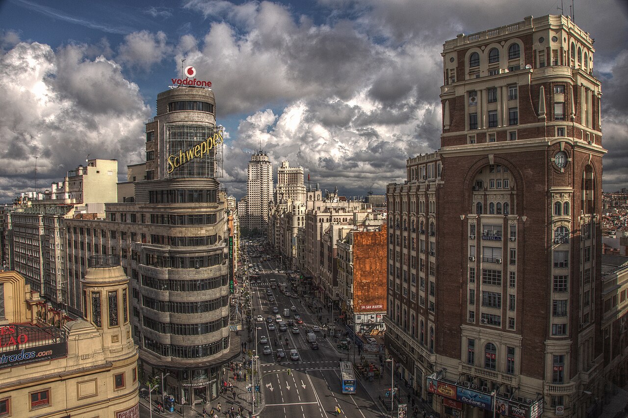 Paquete Migratorio a Madrid — Plan Promo Desde $699